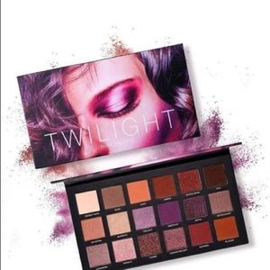 Brand new eyeshadow palette